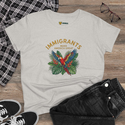 Camiseta Babylook Feminina “Immigrants Make America Great” – Orgulho Imigrante | BornBrasil