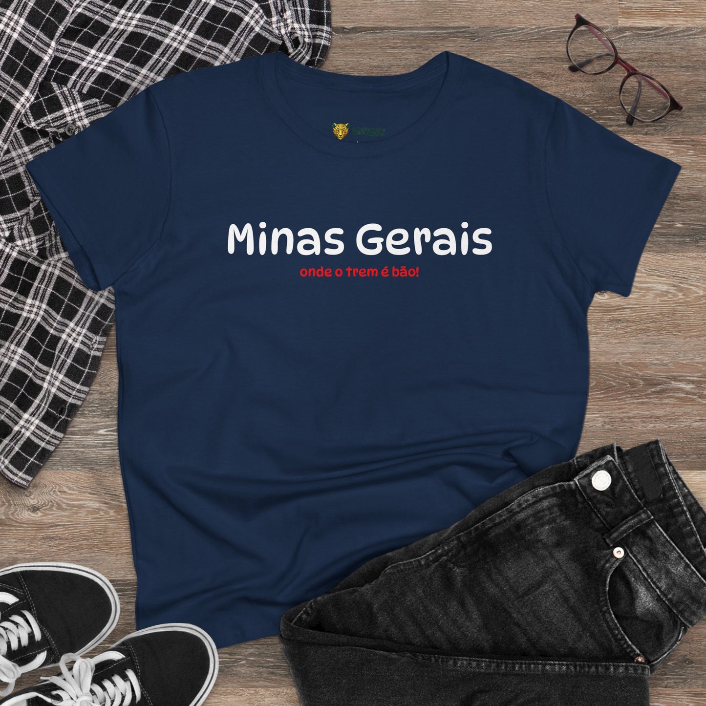 Camiseta Babylook Feminina “Minas Gerais – Onde o Trem é Bão” – Orgulho Mineiro | BornBrasil