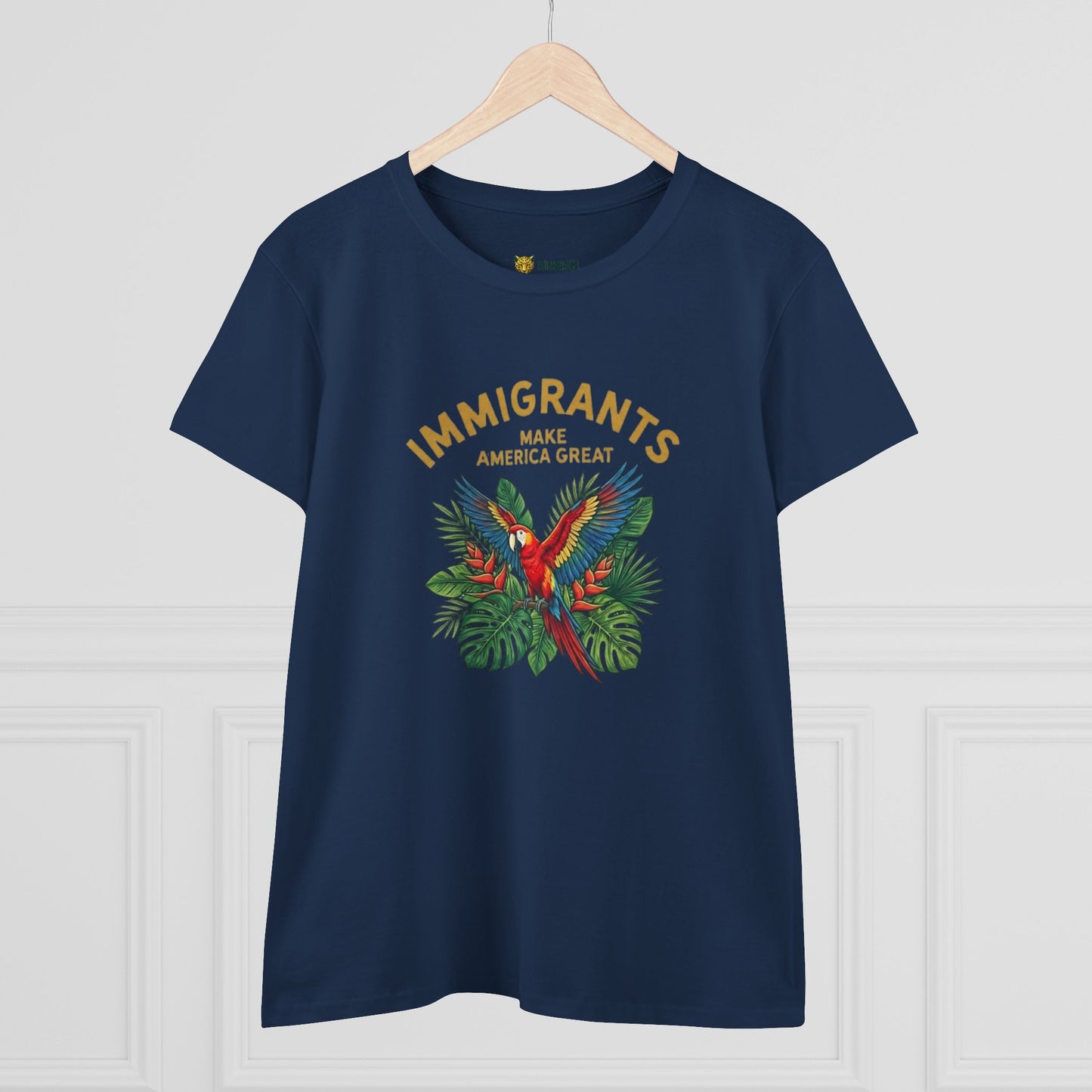 Camiseta Babylook Feminina “Immigrants Make America Great” – Orgulho Imigrante | BornBrasil