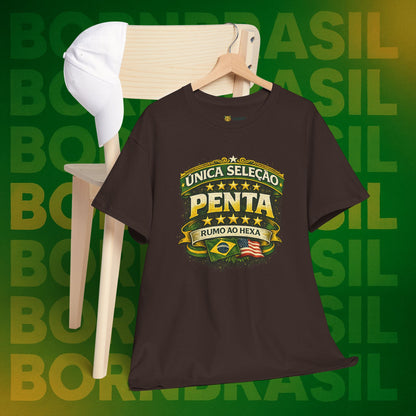 Camiseta Masculina BornBrasil Única Seleção Penta - Rumo ao Hexa Estilo Retrô