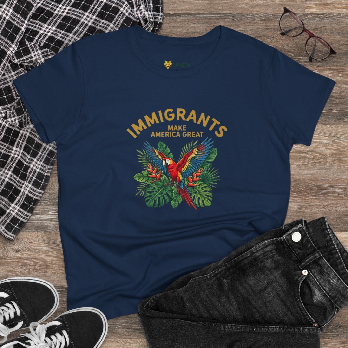 Camiseta Babylook Feminina “Immigrants Make America Great” – Orgulho Imigrante | BornBrasil